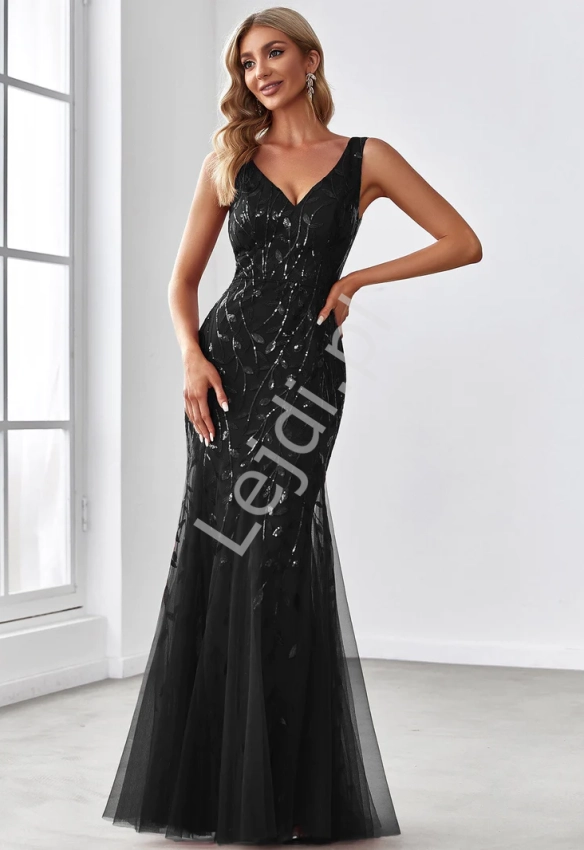 Czarna sukienka z cekinowymi listkami rybka 7886